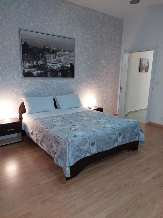 קטאניה House Holidays A.S. Rooms מראה חיצוני תמונה