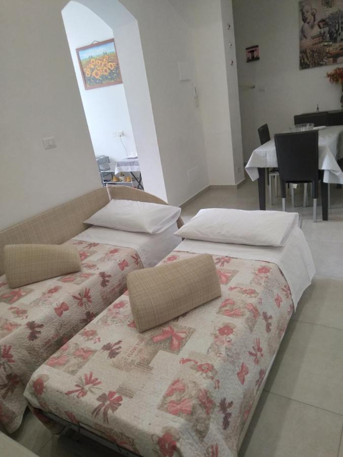 קטאניה House Holidays A.S. Rooms מראה חיצוני תמונה