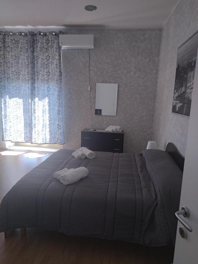 קטאניה House Holidays A.S. Rooms מראה חיצוני תמונה