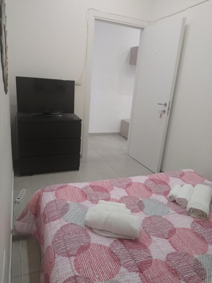 קטאניה House Holidays A.S. Rooms מראה חיצוני תמונה